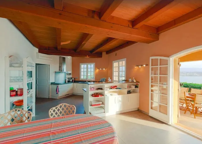 Villa Rivoli , View Sea 350 Meter